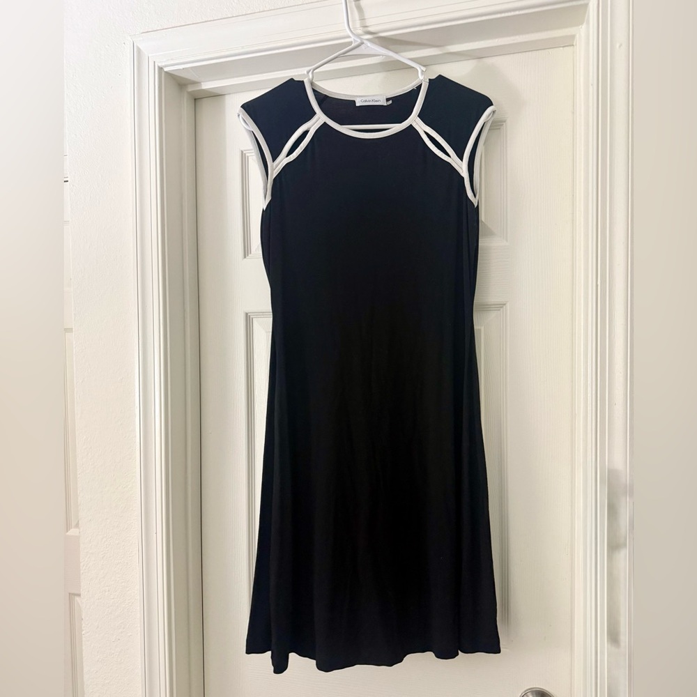 NWOT  Calvin Klein  Little Black Dress with White Trim - 4